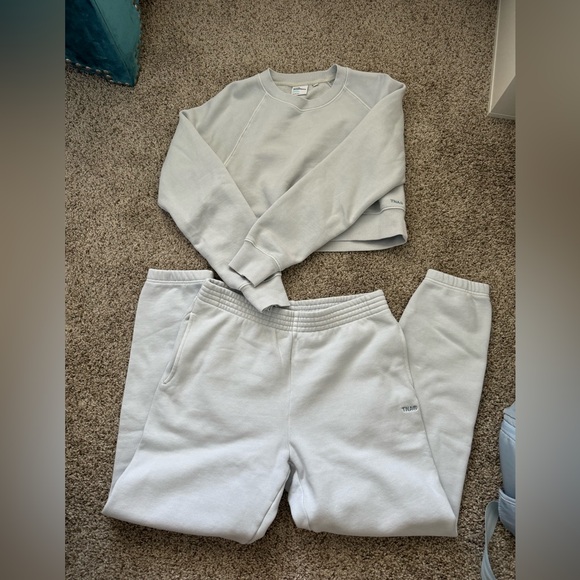 Aritzia Other - Aritzia TNA sweatshirt and sweatpants set light blue